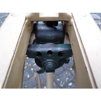 Trójnóg karabin maszynowy M53 / MG42
